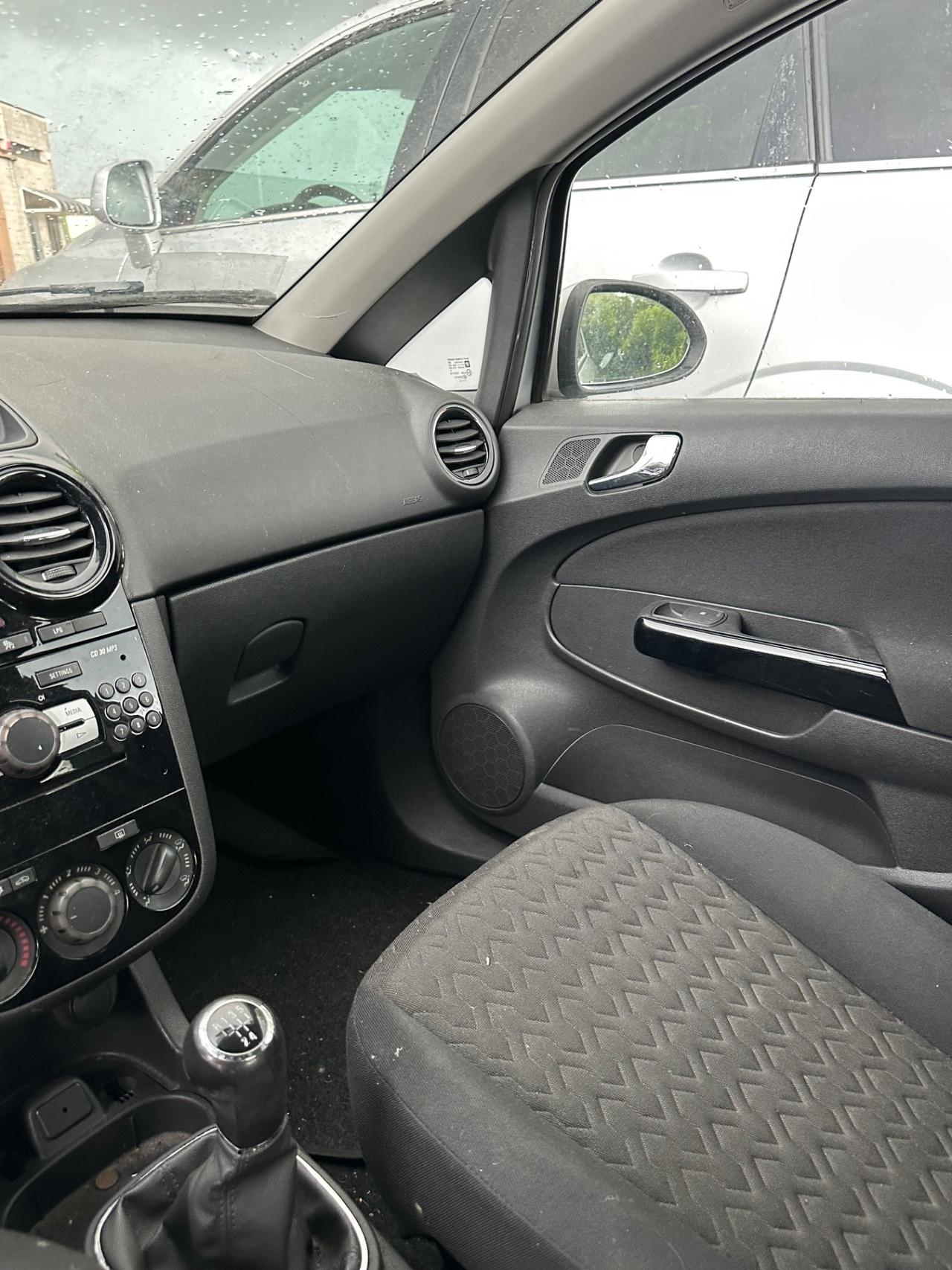 Opel Corsa 1.2 motore rotto, gpl