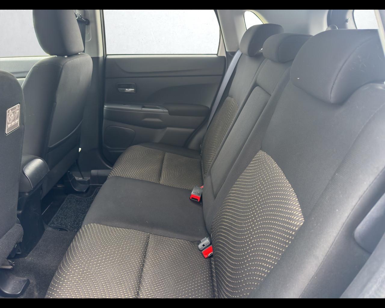 MITSUBISHI ASX 1ª serie - ASX 1.6 DI-D 114 CV 4WD Instyle Panoramic