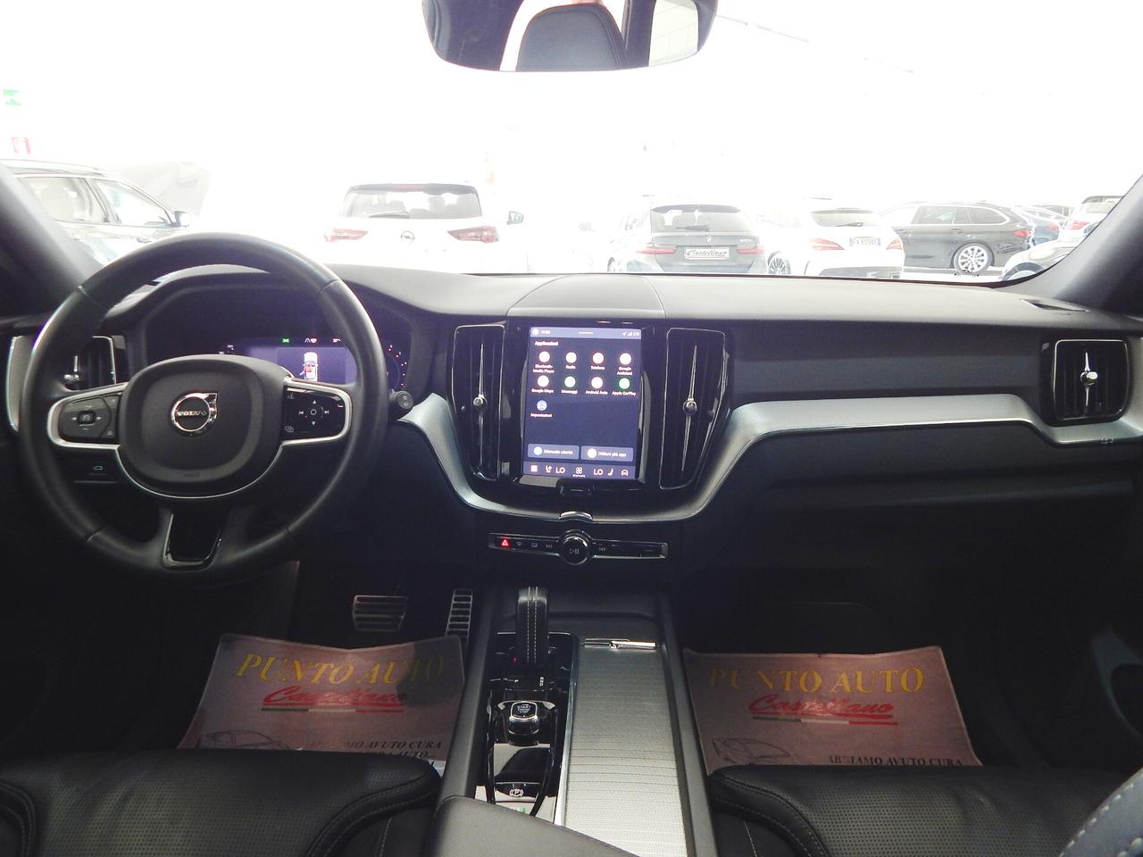 Volvo XC60 2.0 b4 R-Design AWD Aut. TETTO-NAVI-PELLE-PARK-LED