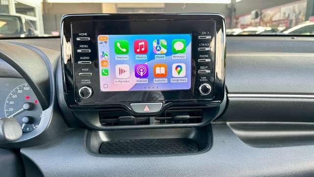 Toyota Yaris 1.5 Hybrid Business + Neopatentato