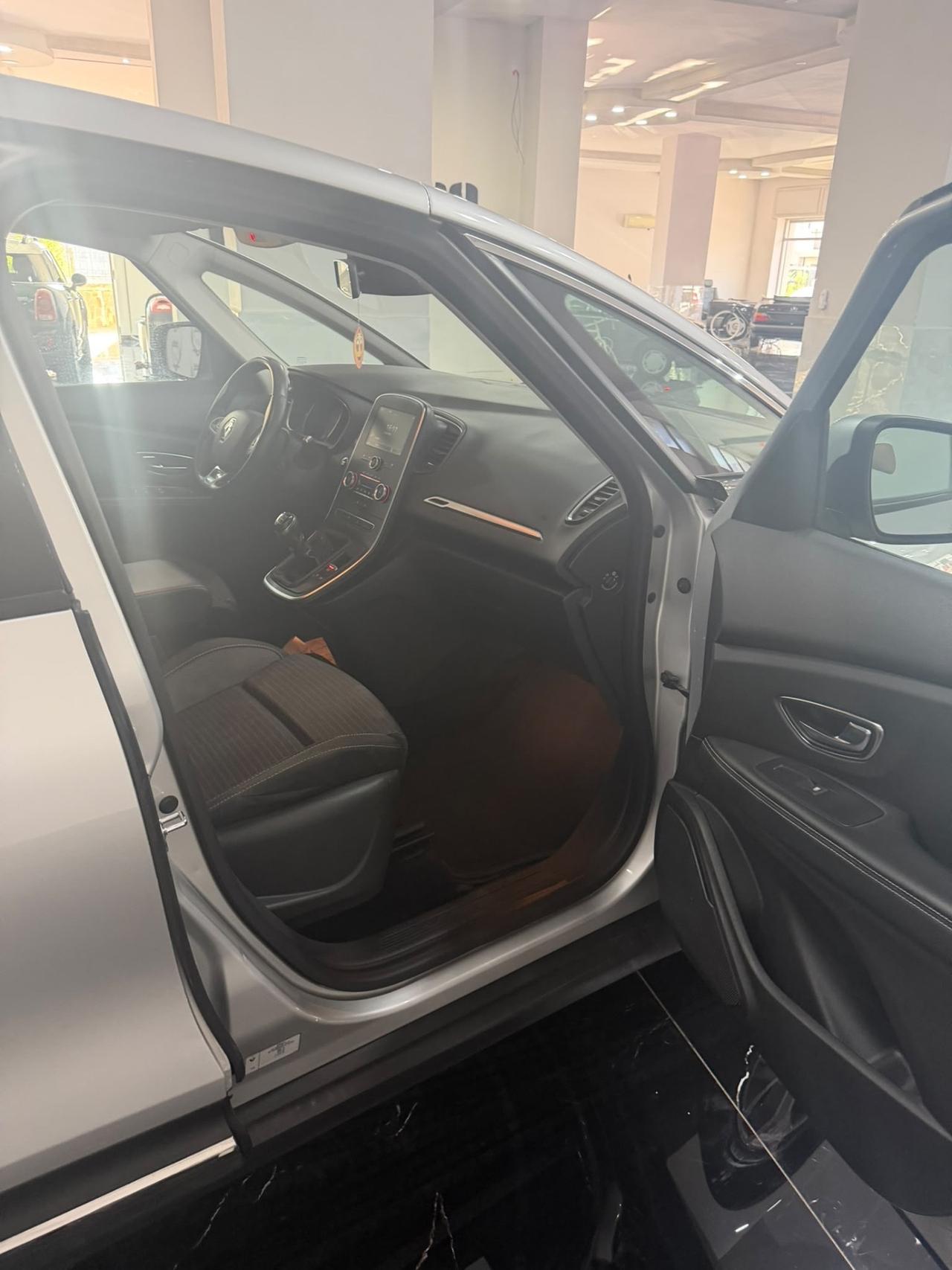 Renault Scenic Scénic dCi 8V 110 CV Energy Bose