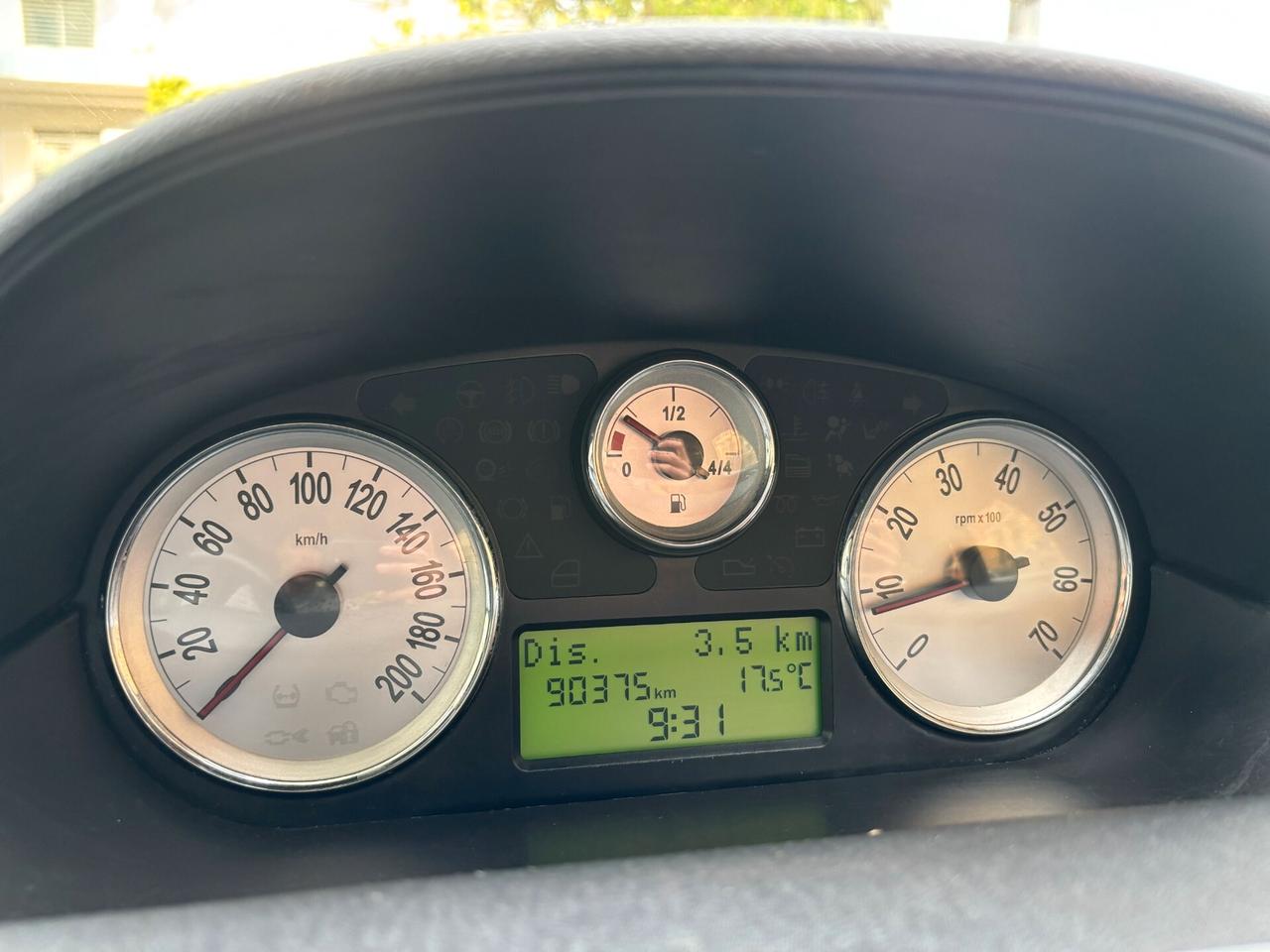 Lancia Ypsilon 1.2 69 CV Argento