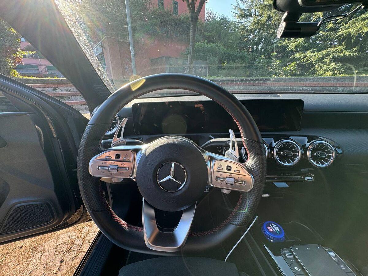 Mercedes Classe A 200 Premium Night edition auto