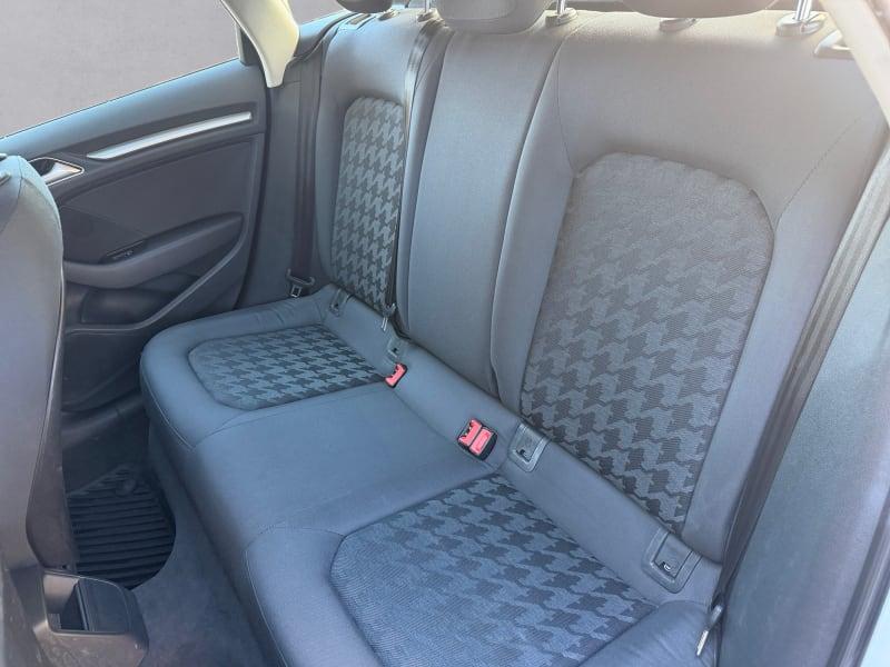 AUDI A3 SPB 1.6 TDI CLEAN DIESEL S TRO