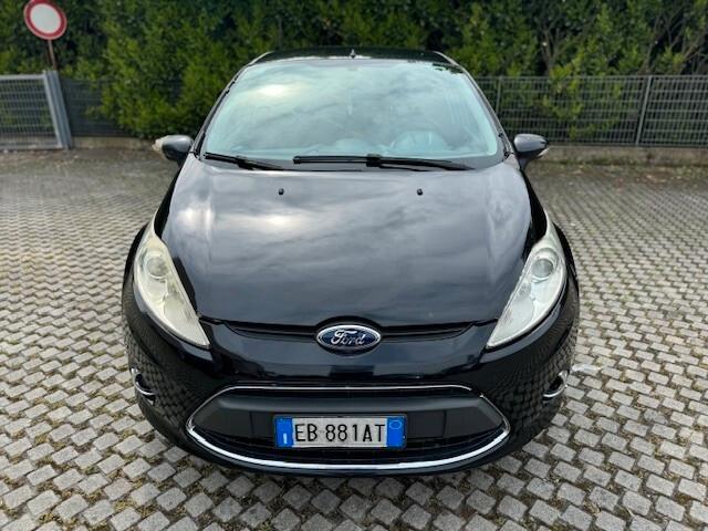 Ford Fiesta 1.4 5 porte Bz.- GPL Titanium