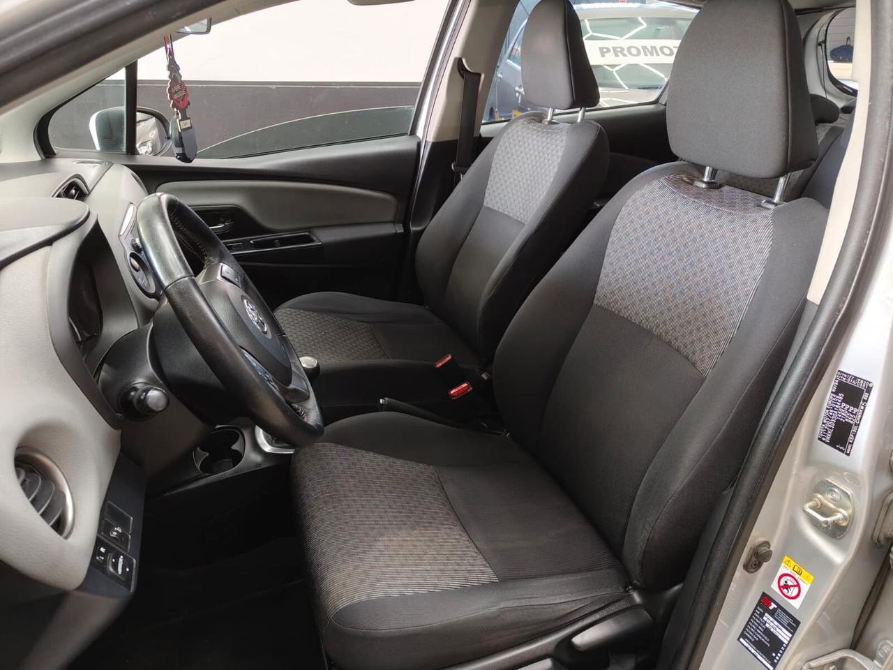 Toyota Yaris 1.0 5P Doppia Occasione da MV Auto!
