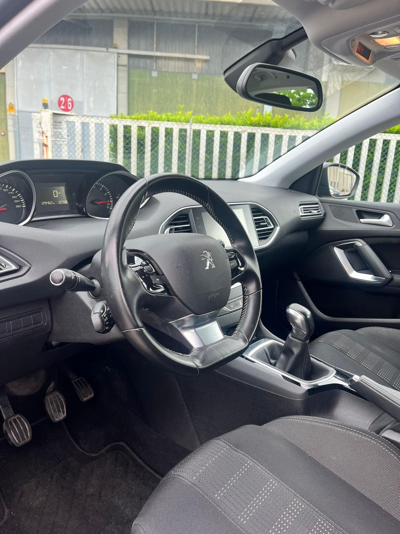 Peugeot 308 PureTech Turbo 110 S&S Access