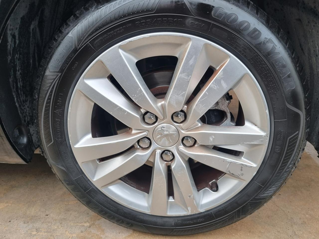 Peugeot 308 BlueHDi 120 S&S SW Active