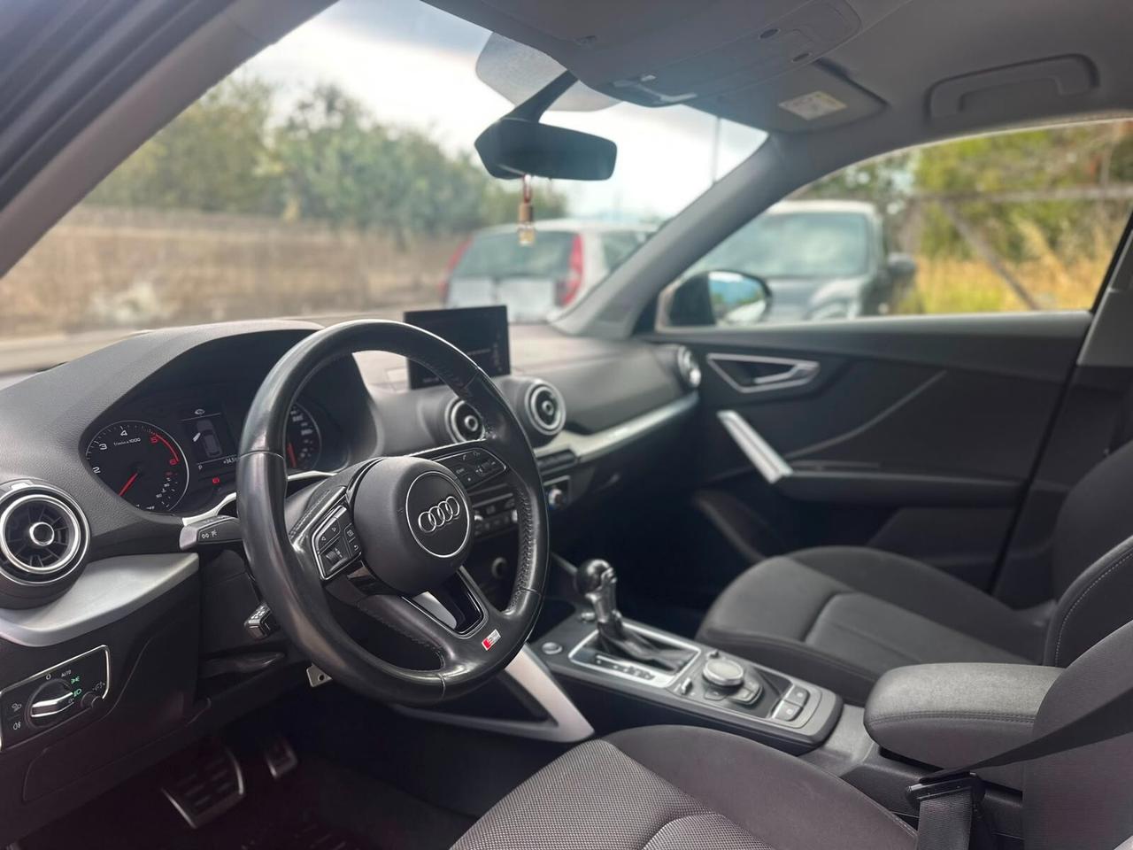 Audi Q2 1.6 TDI S tronic Business