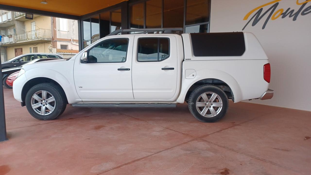 Nissan Navara 3.0 dCi 4 porte Double Cab LE V6