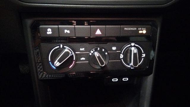VOLKSWAGEN T-Cross 1.0 TSI Style
