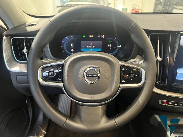 VOLVO XC60 T6 AWD automatico Plus Dark