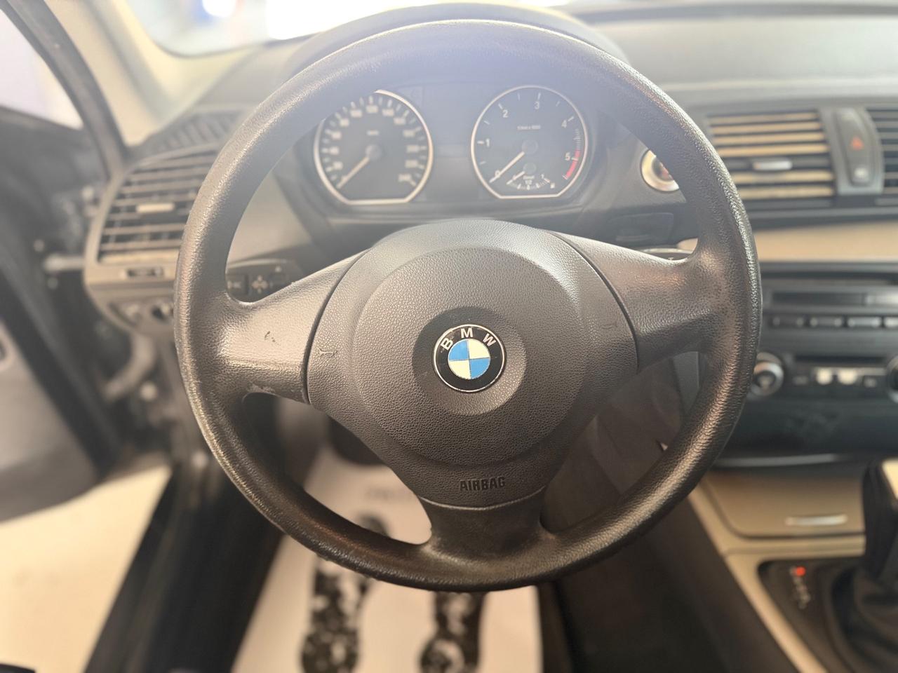 Bmw 118 118d 2.0 143CV cat 5 porte Attiva NEOPATENTATI