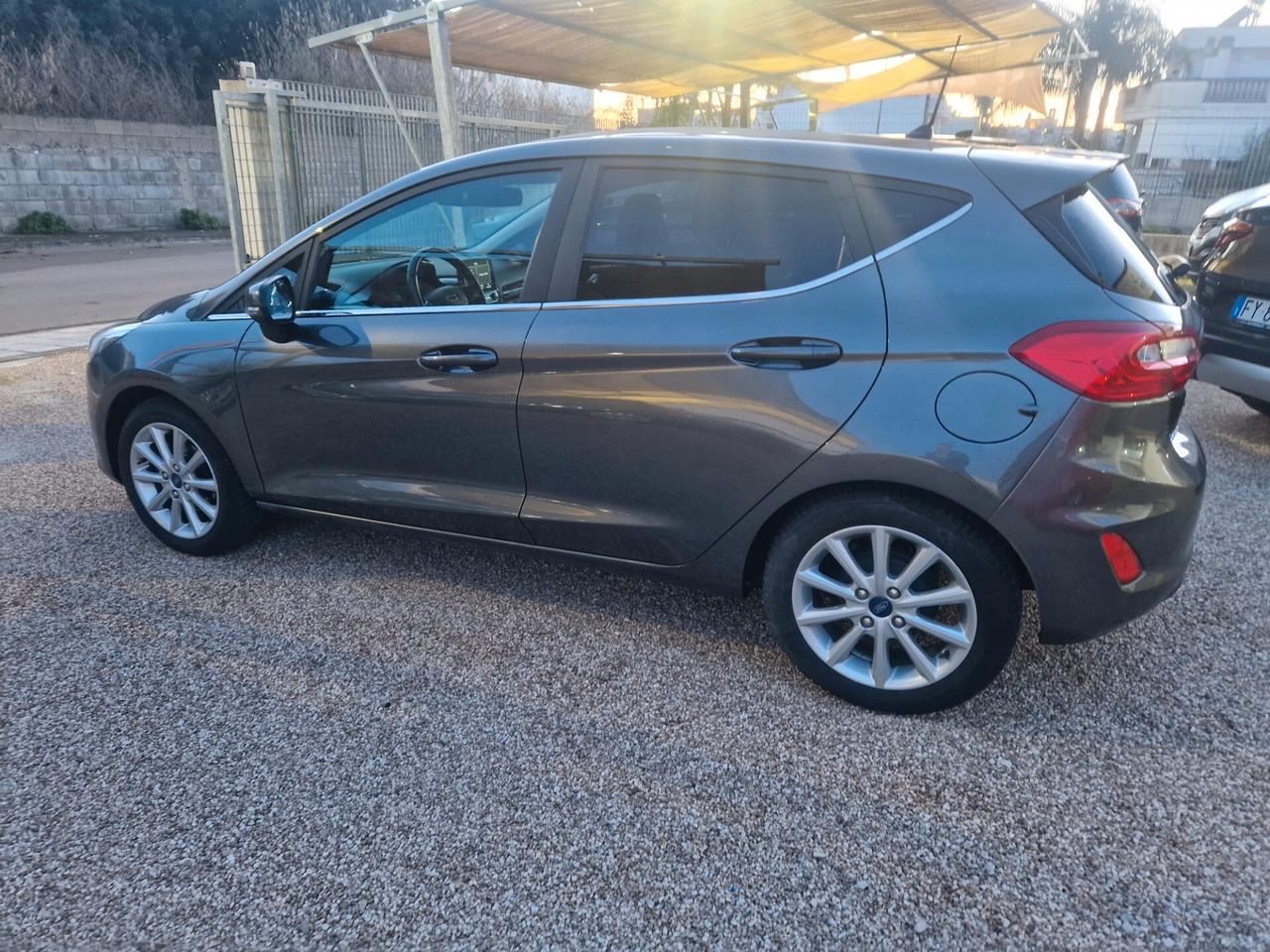 Ford Fiesta 1.1 75 CV 5 porte Connect