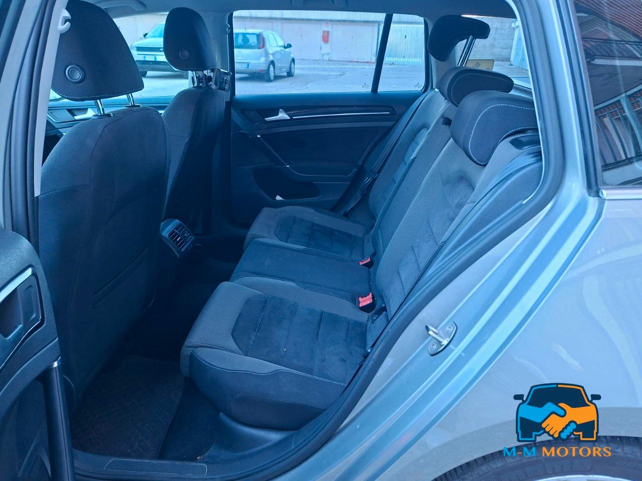 Volkswagen Golf Variant 1.6 tdi Business 115cv dsg