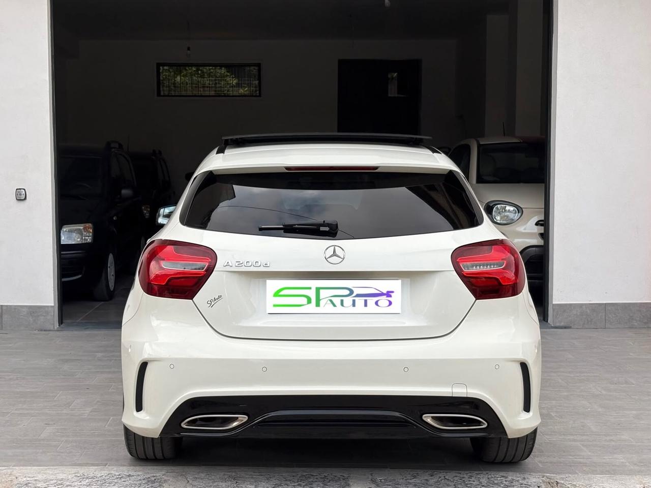Mercedes-benz A 200 d Automatic Premium AMG TETTO PANORAMICO APRIBILE.