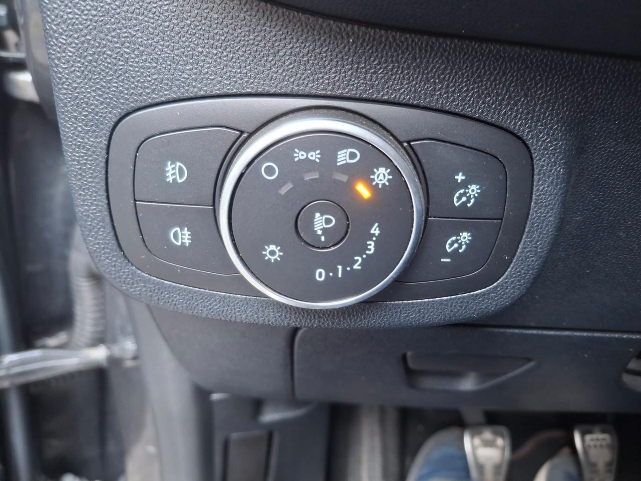 Ford Fiesta 1.0 Ecoboost Hybrid 125 CV 5 porte ST-Line