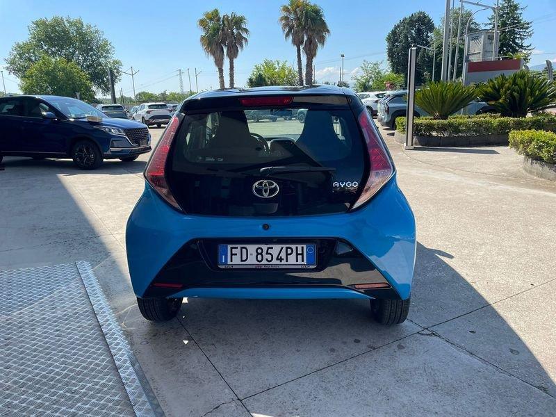 Toyota Aygo 1.0 VVT-i 69 CV x-play