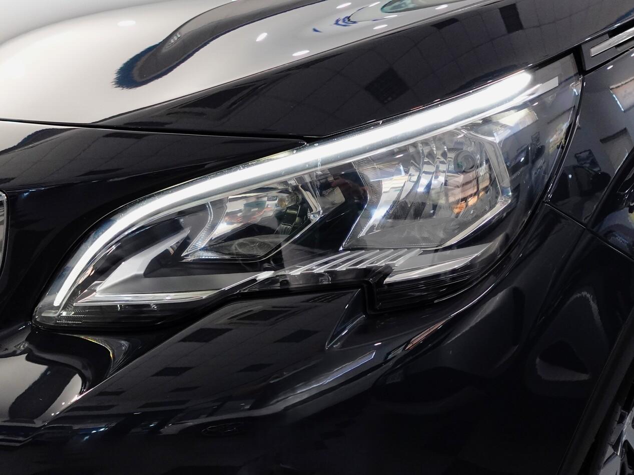 Peugeot 3008 1.6 BlueHDI 120 CV ACTIVE
