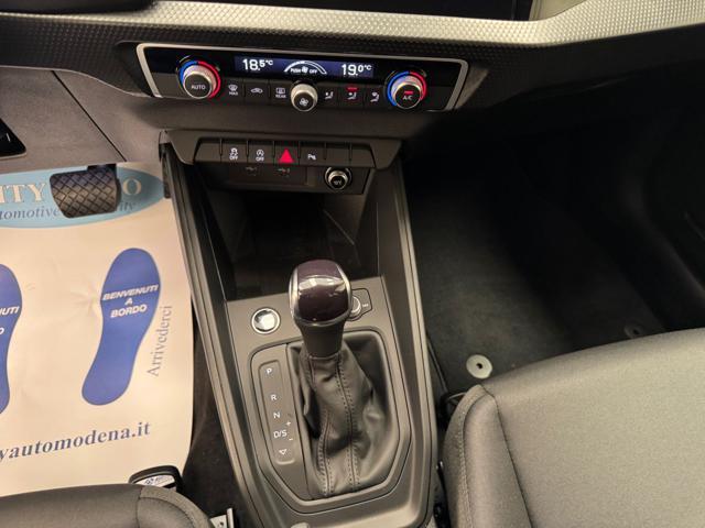 AUDI A1 Allstreet 30 TFSI S tronic Identity Contrast NUOVA