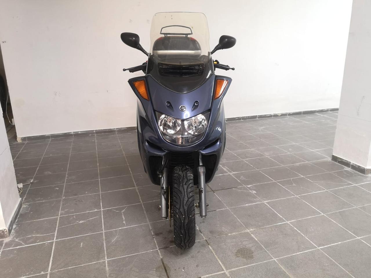 Yamaha Majesty 250