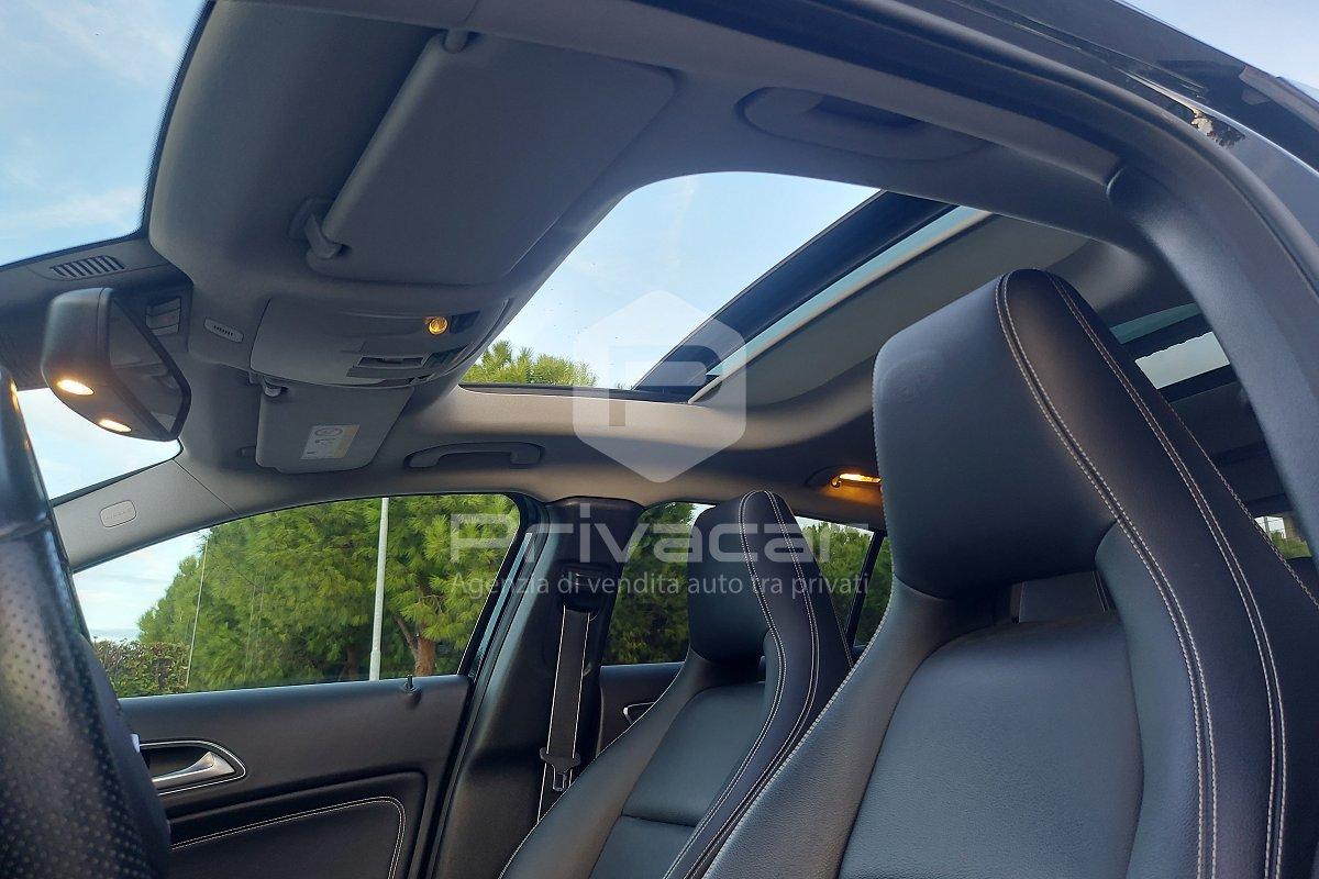 MERCEDES GLA 200 d Automatic 4Matic Premium