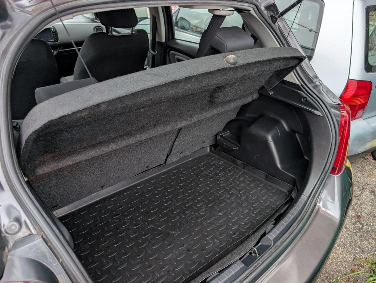 Toyota Yaris 1.0 5 porte Active