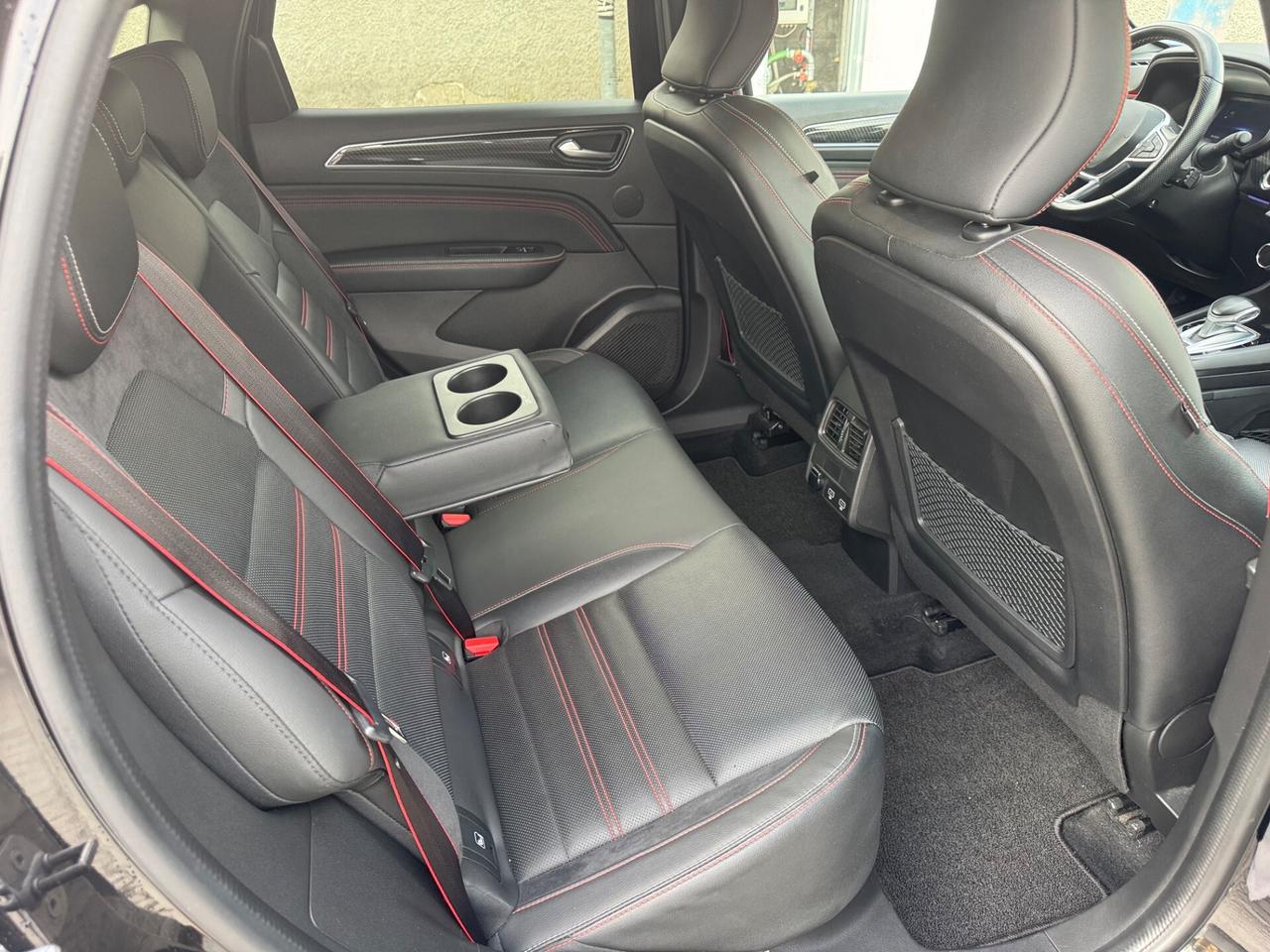 Renault Arkana Hybrid E-Tech 145 CV R.S. Line