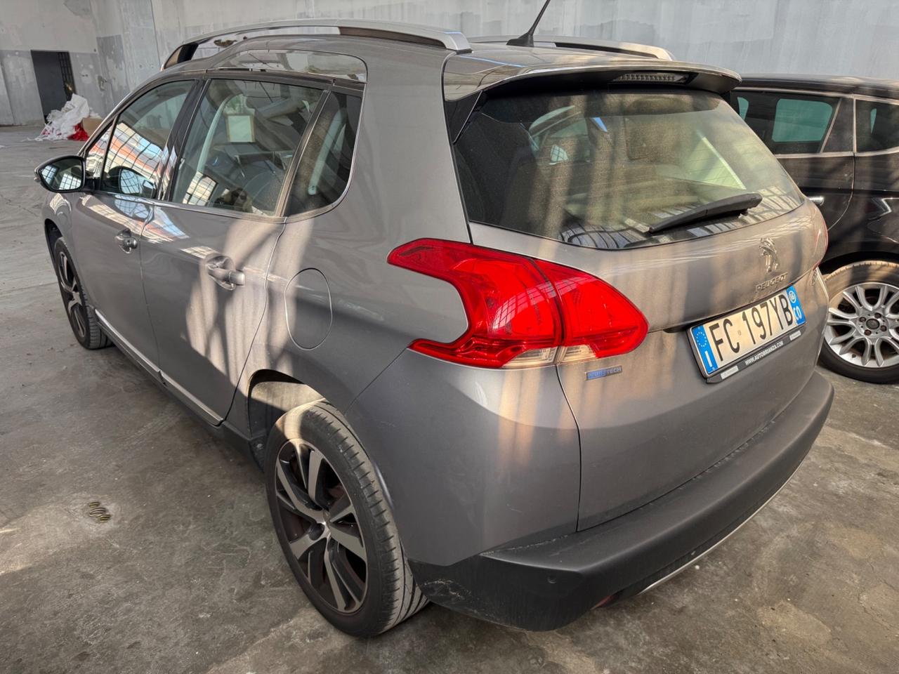 Peugeot 2008 BlueHDi 120 S&S Allure NEOPATENTATI
