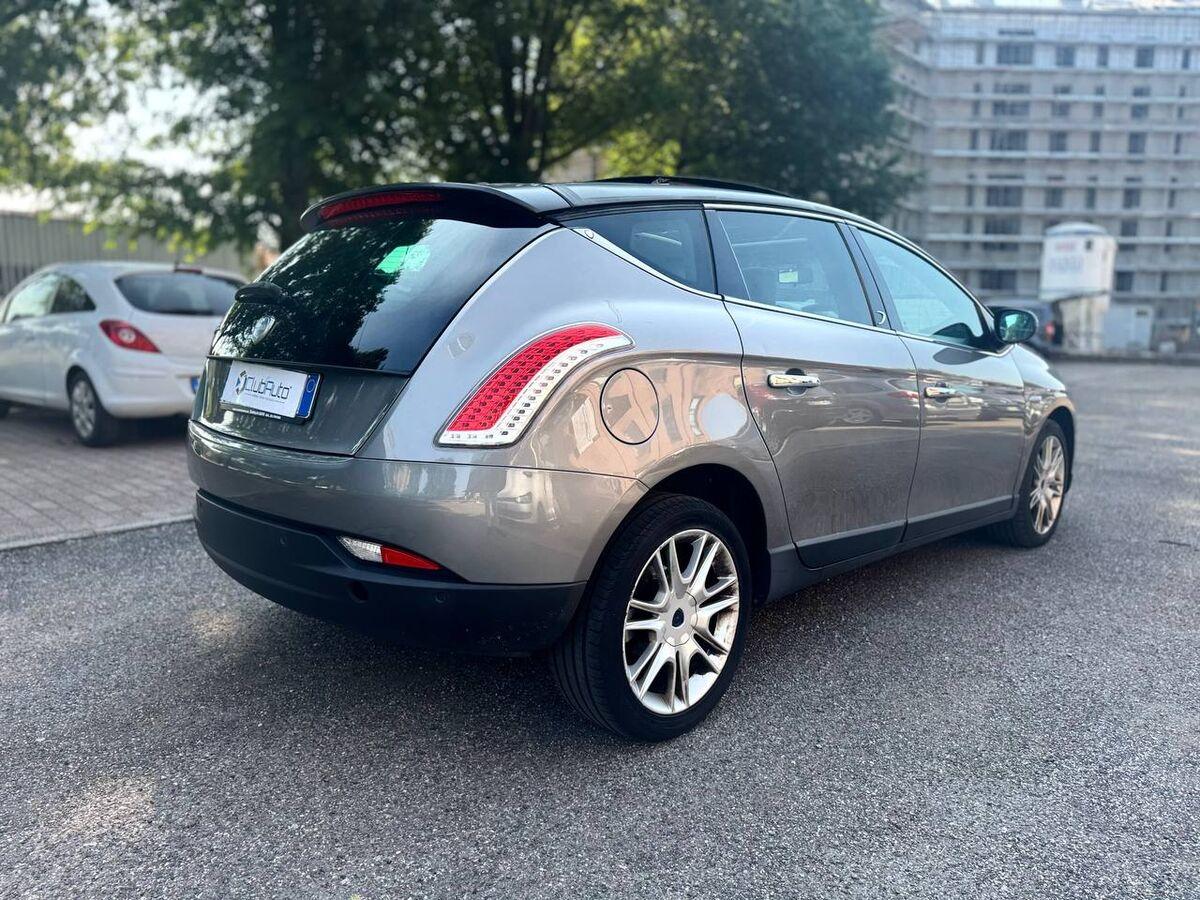 Lancia Delta 2.0 mjt Platino 165cv dpf
