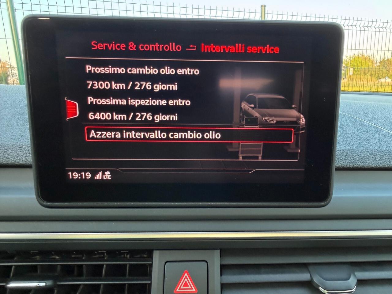 Audi A4 Avant 35 TDI S tronic line edition