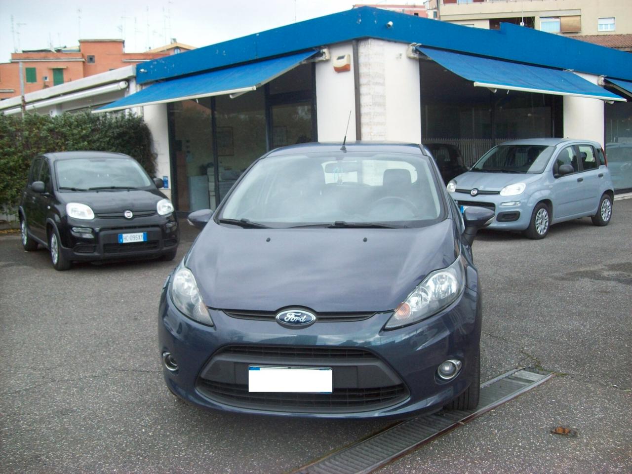 Ford Fiesta 1.4 5 porte Bz.- GPL Titanium