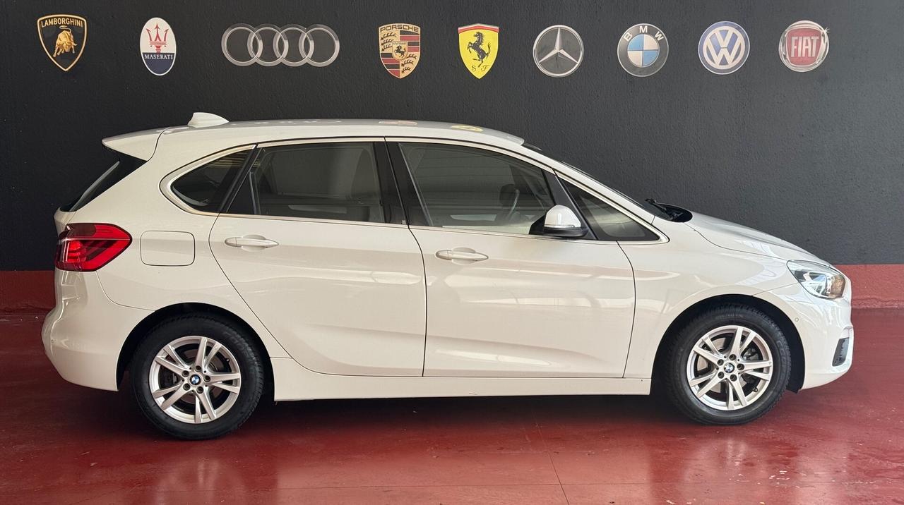 Bmw 2er Active Tourer 216d Luxury