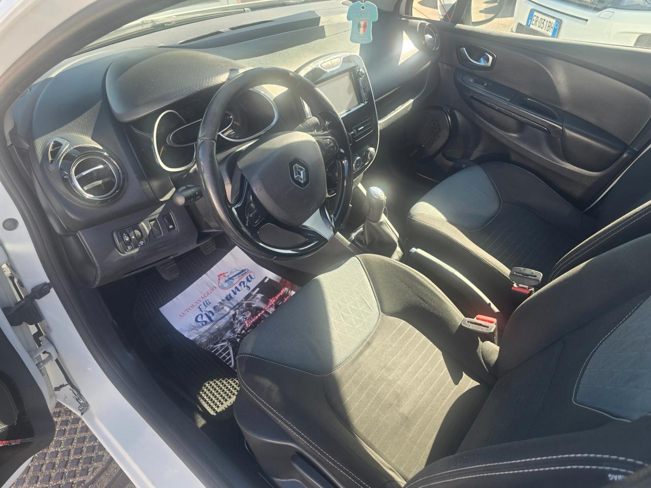 Renault Clio 1.5 dCi 8V 90CV Start&Stop 83gr 5 porte EcoBusiness