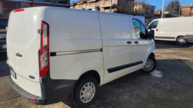 FORD Transit Custom 270 2.2 TDCi 125CV PC Furgone Entry