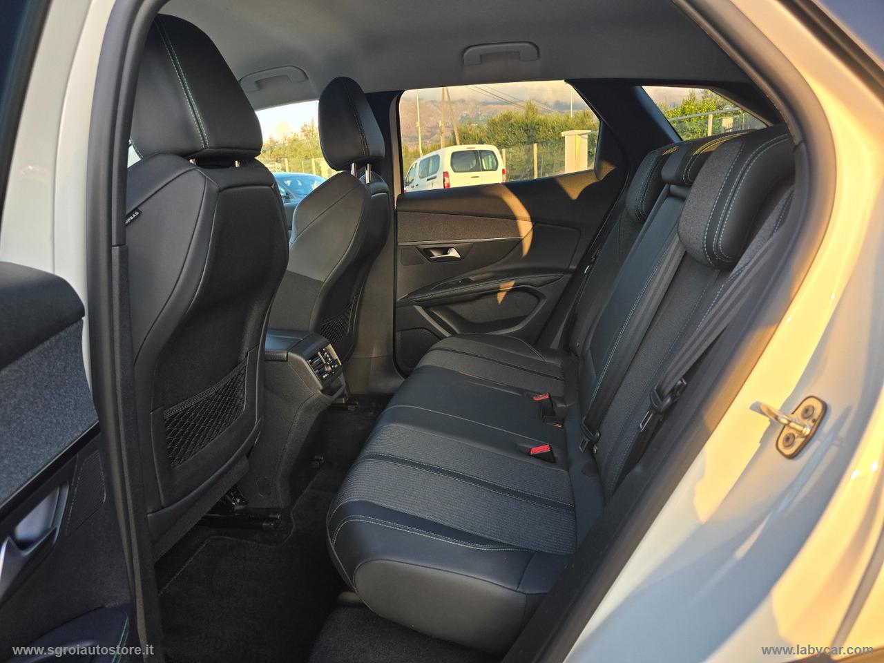 PEUGEOT 3008 BlueHDi 130 S&S Allure Pack