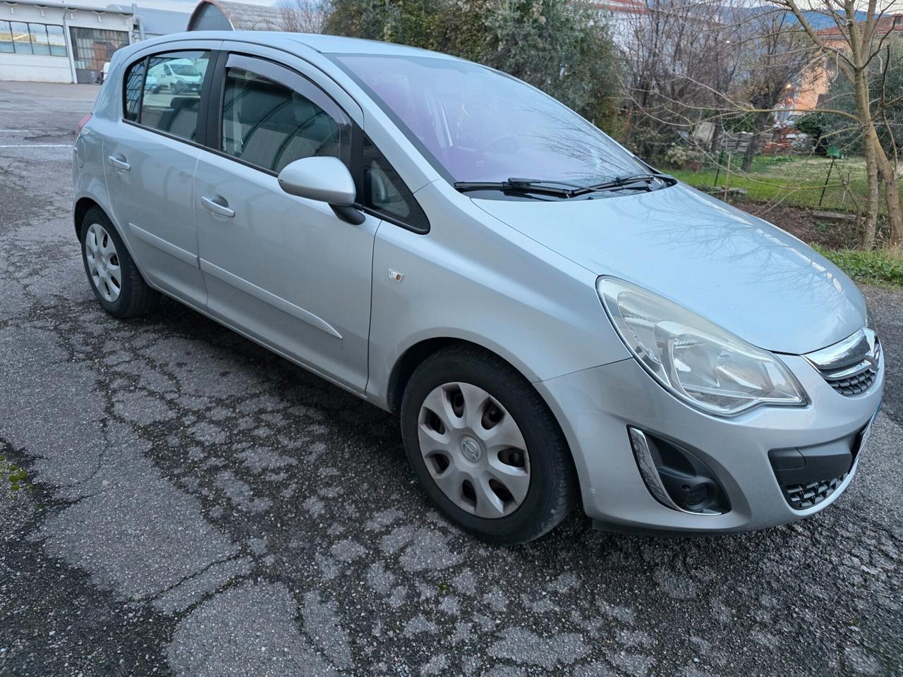 Opel Corsa 1.2 5 porte Edition