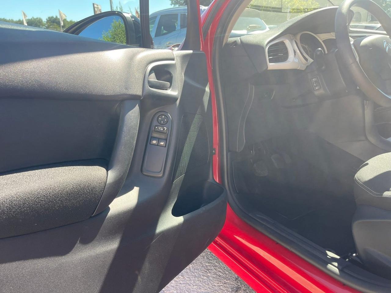 Citroen C3 Zen 1.0 VTI 68cv