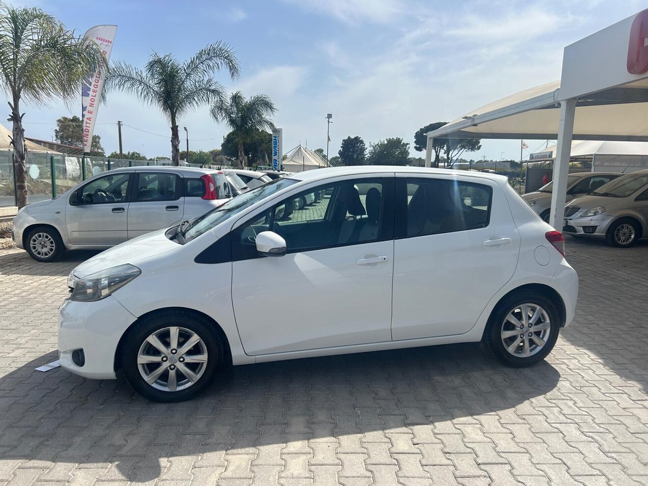 Toyota Yaris 1.4 D-4D 5 porte Lounge