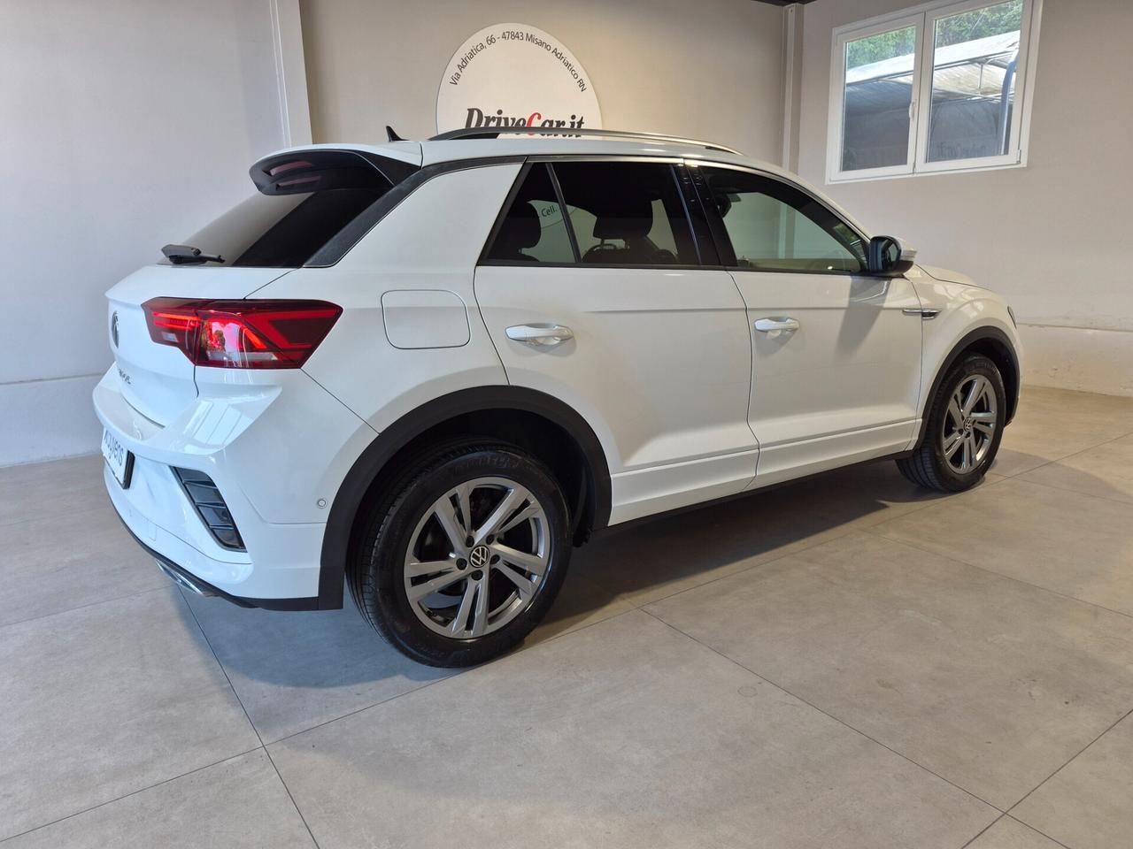 Volkswagen T-Roc 1.5 TSI R-LINE DSG LED APPLE CAR PLAY/ANDROID AUTO RETROCAMERA ACC WIRELESS VETRI PRIVACY AMBIENT LIGHT COCKPIT PRO
