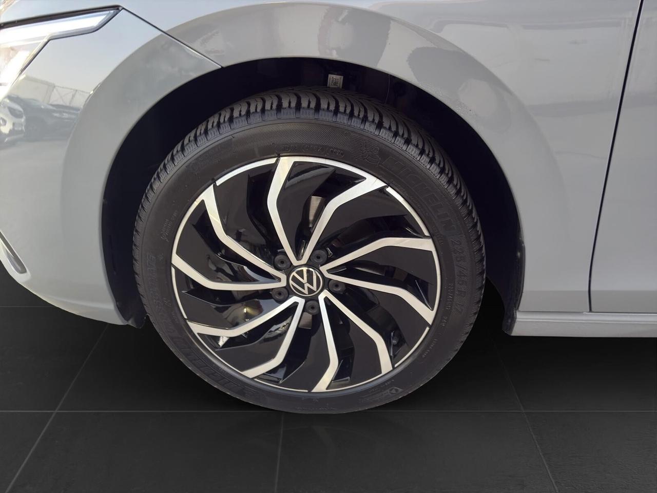 Volkswagen Golf VIII 2.0 TDi SCR DSG Style
