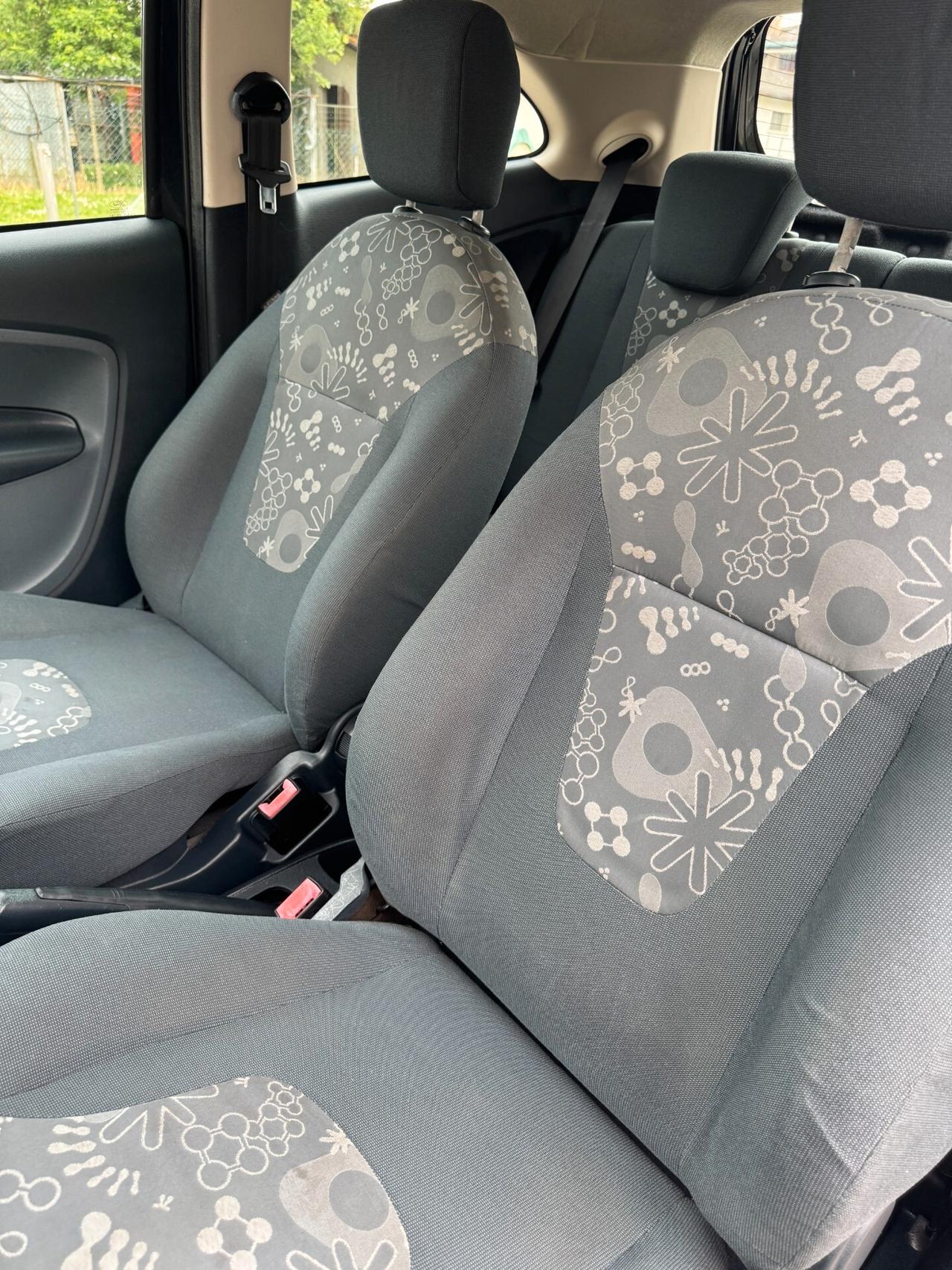 Ford Ka Titanium GARANZIA 12 MESI