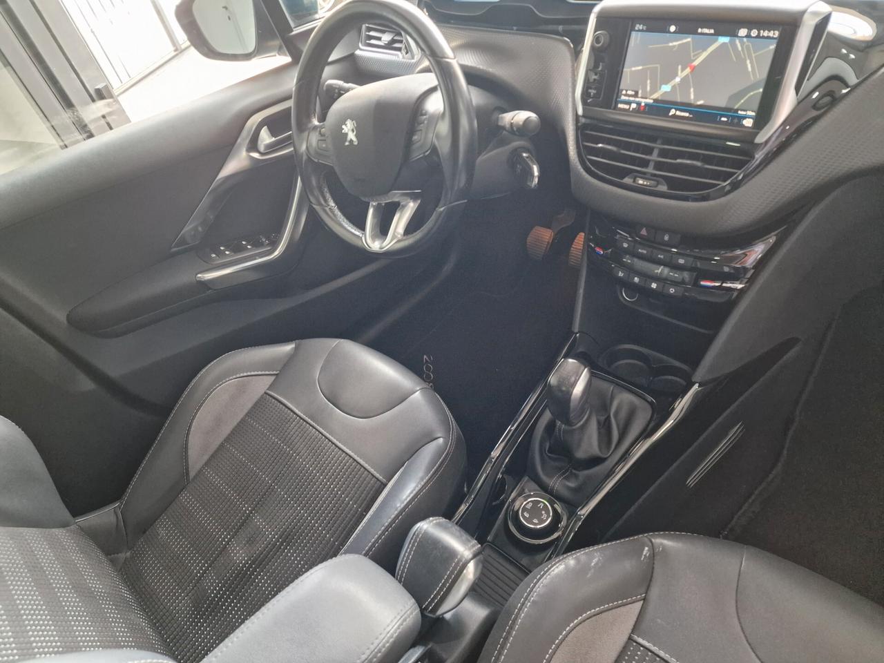 Peugeot 2008 BlueHDi 100 Allure