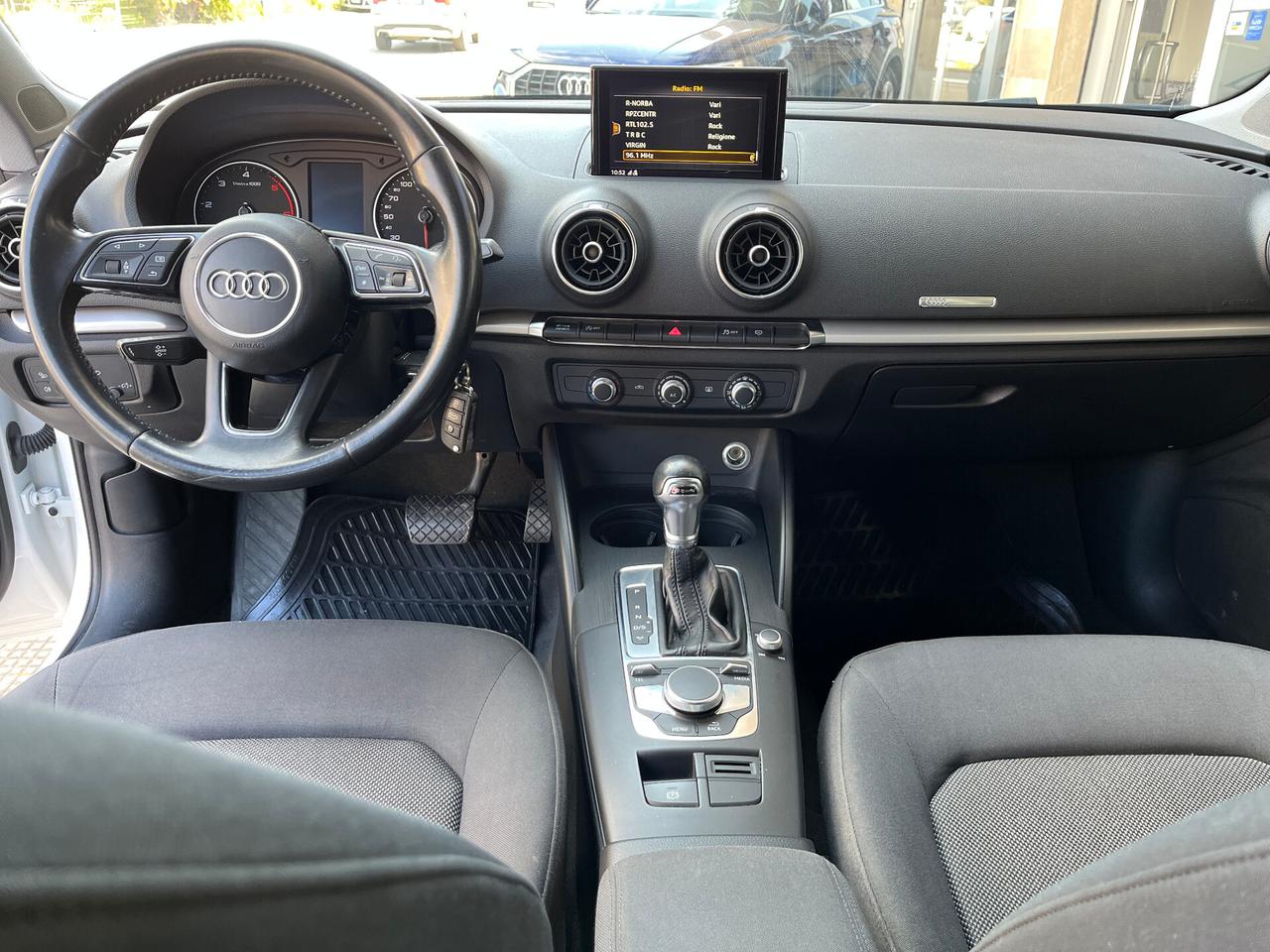 Audi A3 SPB 30 TDI S tronic Business