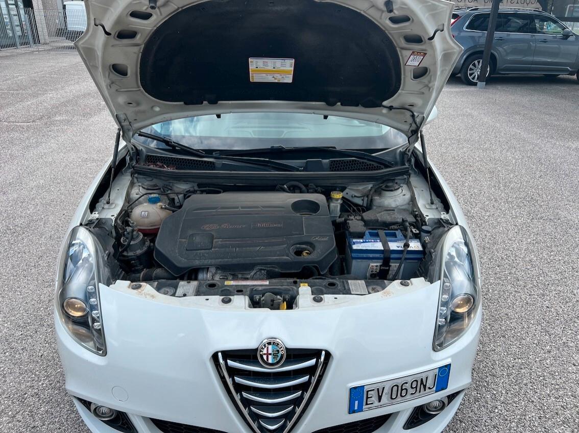 Alfa Romeo Giulietta 1.6 jtdm 105 cv Exclusive NEOPATENTATI