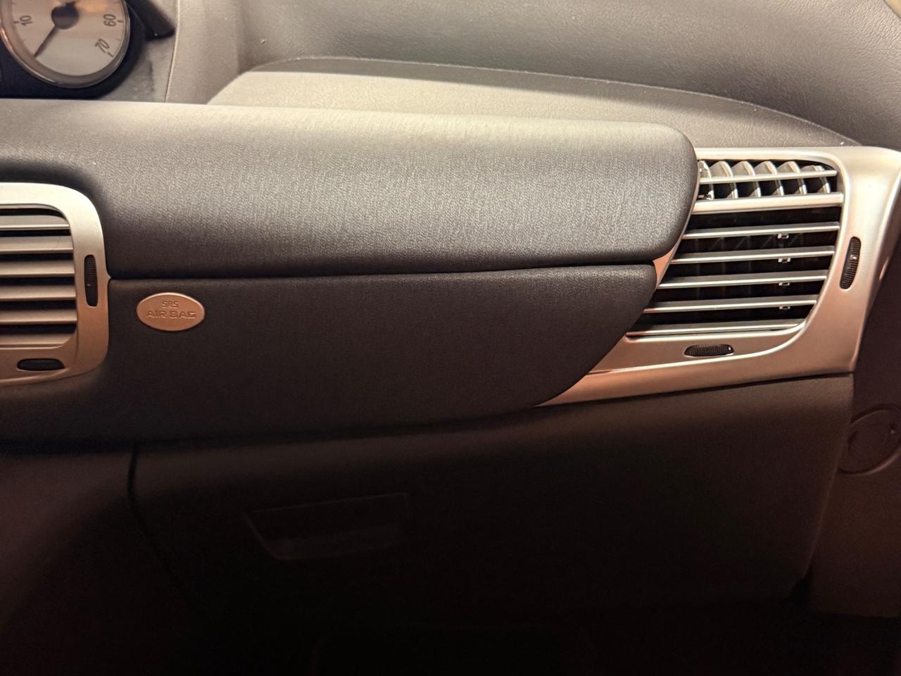 BELLISSIMA LANCIA YPSILON CON SOLI 56.412 KM