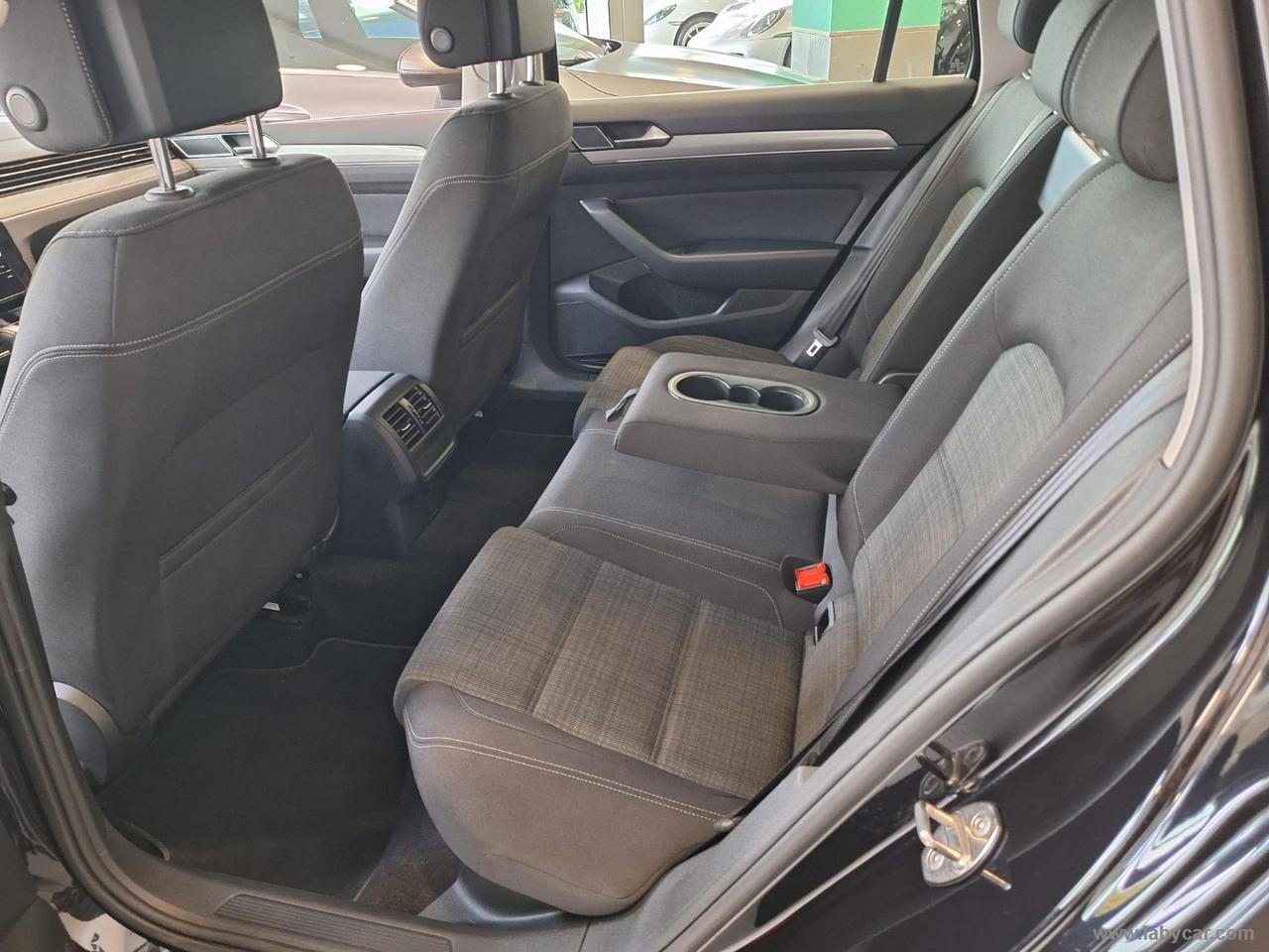 VOLKSWAGEN Passat Var. 2.0 TDI 122 CV EVO DSG Bus.