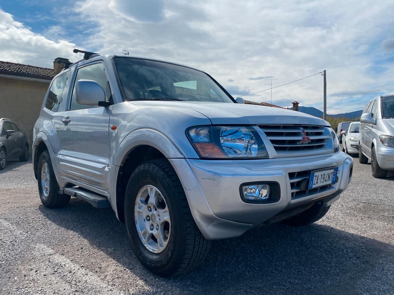 Mitsubishi Pajero 3.2 16V DI-D 3p. GLX