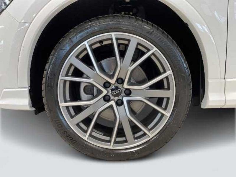 Audi Q3 II 2018 45 1.4 tfsi e Identity Black s-tronic