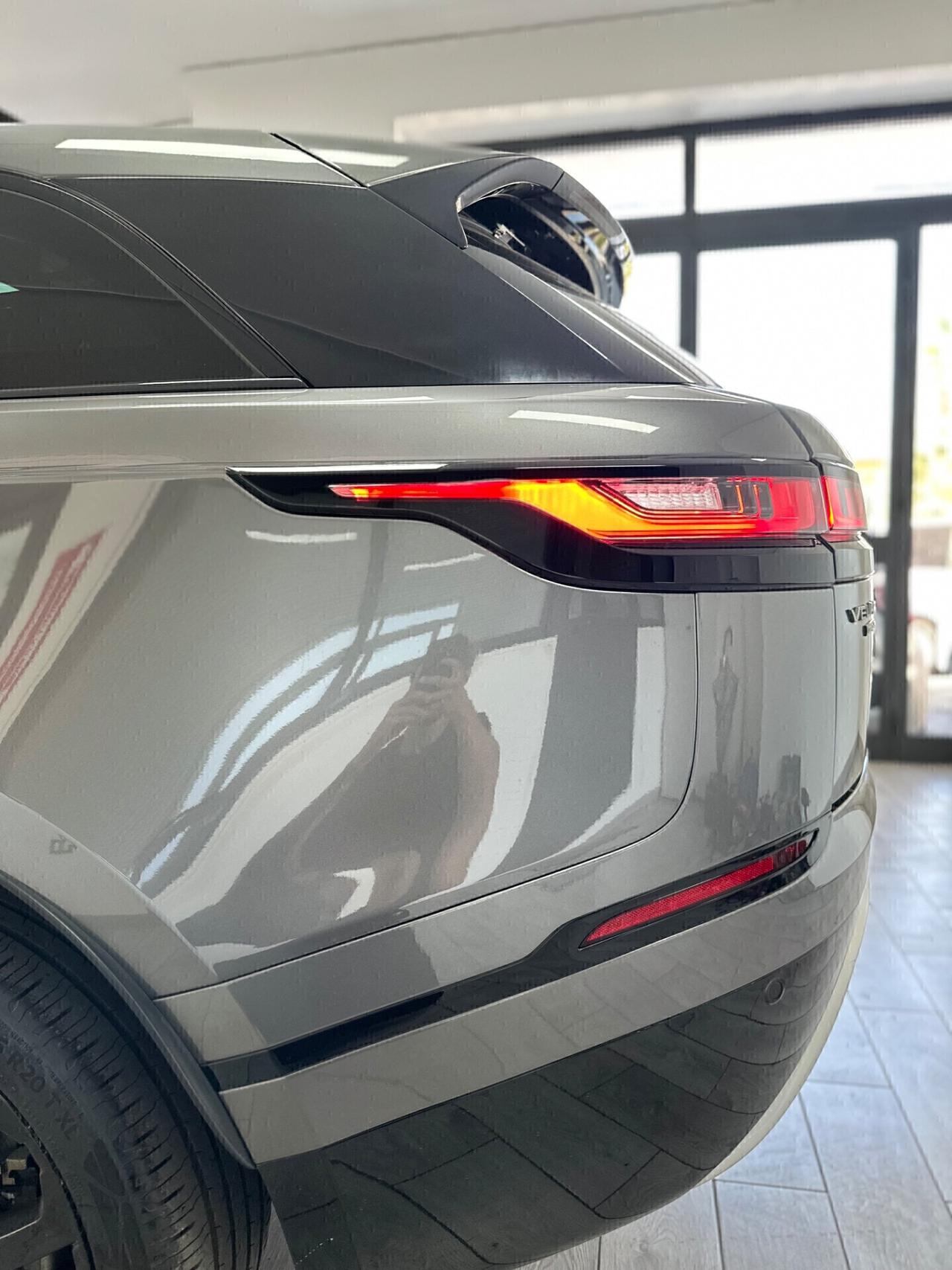 Land Rover Range Velar 2.0D I4 240 CV R-Dynamic HSE